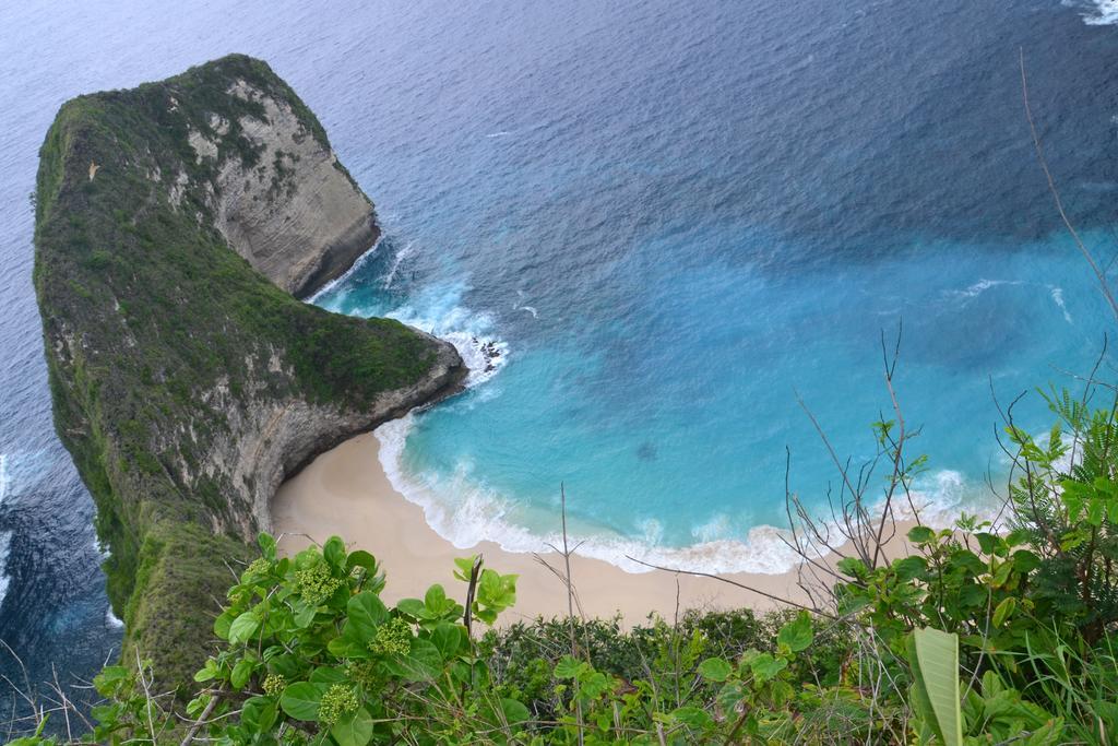 Full Moon Hostel Nusa Penida Exteriör bild